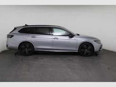 VW Passat Variant R-Line (2026) - Foto 9