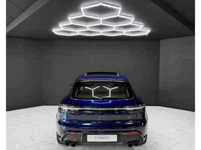 Porsche Macan III GTS (2023) - Photo 4