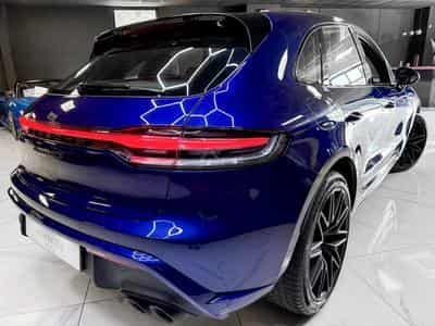 Porsche Macan III GTS (2023) - Photo 9