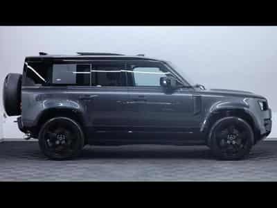 Land-Rover Defender 110 P525 V8 AWD Auto (2023) - Foto 4