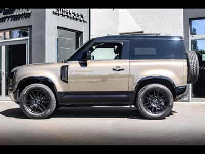 Land-Rover Defender 90 D200 X-DYNAMIC S AUTO - GONDWANA STONE GLOSS (2022) - Photo 2