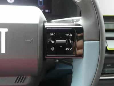 Fiat Grande Panda HYBRID LA PRIMA 1.2 (2026) - Photo 14