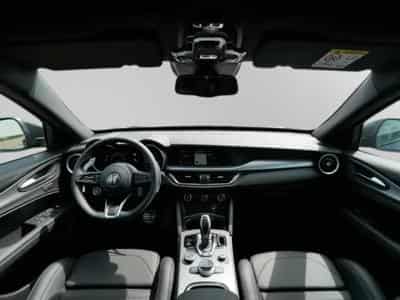 Alfa-Romeo Stelvio VELOCE 2.2 DIESEL (2026) - Photo 15