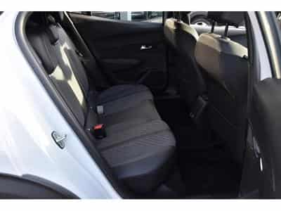 Peugeot 2008 1.2 Hybrid 145 Allure e-DCS6 ACC LANE SIDE GPS CAM360 1°MAIN (2025) - Foto 7