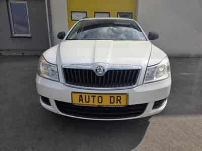 Skoda Octavia Combi 1.6 Tdi 105 CV Garantie 12 Mois (2011) - Photo 4