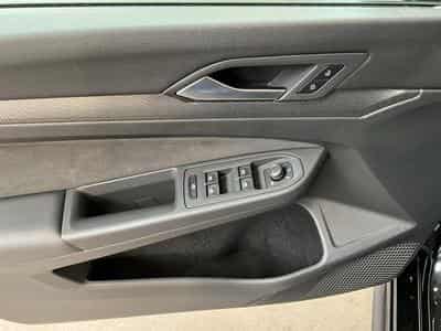 VW Golf GTI+DSG+Led+LM19+Pano+AHK (2024) - Photo 14