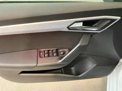 Seat Ibiza FR+DSG+Navi+FullLED+Kessy (2025) - Photo 14