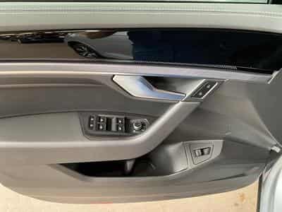 VW Touareg R-Line+DSG+V6+4M+AHK (2025) - Photo 10