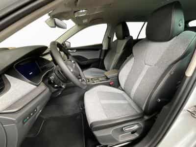 Skoda Octavia Combi+Selection+DSG+LODGE+P.Comfort+AHK (2025) - Photo 9