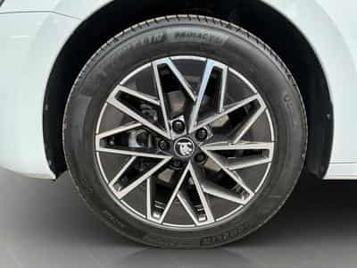 Skoda Octavia Combi+Selection+DSG+LODGE+AHK (2025) - Photo 8