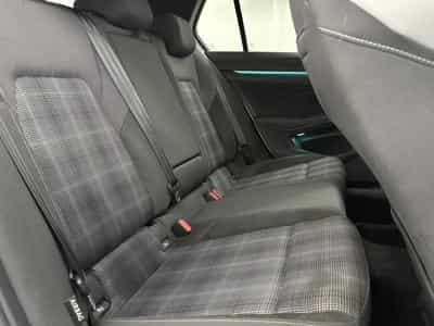 VW Golf GTD 2.0 TDI DSG7 200 CV *PANO* MATRIX* HARMAN * (2024) - Foto 15