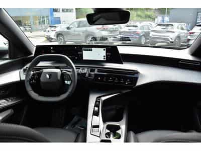 Peugeot 5008 Hybrid 145 Allure e-DSC6 ACC SG CHFF CAM360 NEUF (2026) - Photo 10
