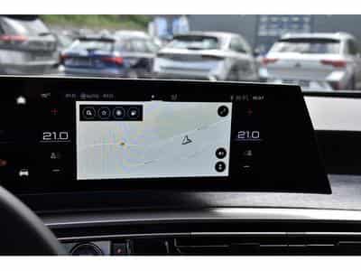 Peugeot 5008 Hybrid 145 Allure e-DSC6 ACC SG CHFF CAM360 NEUF (2026) - Photo 11