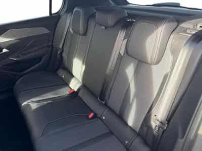 PEUGEOT 308 1.5 BlueHDi 130ch S&S Allure EAT8 (2025) - Foto 5
