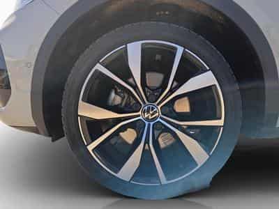 VW T-Roc R-Line+DSG+4M+RearView (2022) - Photo 8