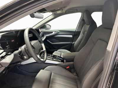 Audi A5 Avant e-hybrid quattro 220 kW S tronic (2026) - Photo 9