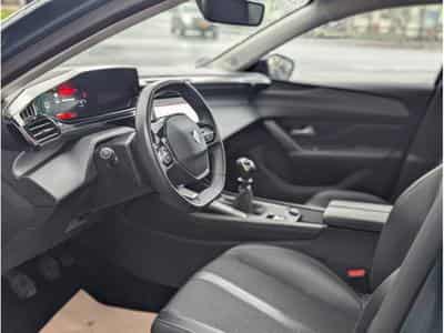 Peugeot 308 SW ALLURE 1.2 PURETECH 96KW (2024) - Foto 9
