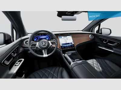 Mercedes EQE SUV (2025) - Photo 7