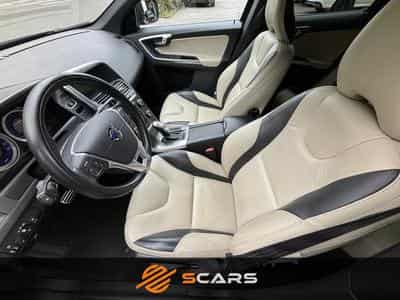Volvo XC60 R DESIGN 2.4 D5 215CV 4x4 AWD (2012) - Photo 12