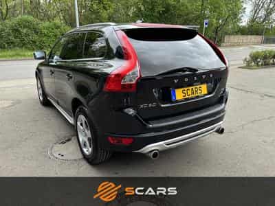 Volvo XC60 R DESIGN 2.4 D5 215CV 4x4 AWD (2012) - Photo 6