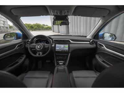 MG ZS Long Range 72 kWh Luxury (11kW OBC) (2026) - Photo 7