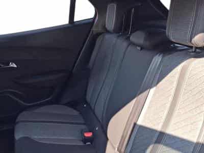 PEUGEOT 2008 1.2 100ch S&S Allure (2024) - Photo 8