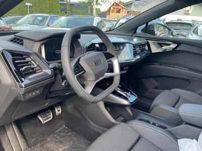 Audi Q4 e-tron 45 e-tron basis quattro (2026) - Photo 1