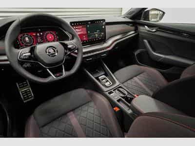 Skoda Octavia Kombi 2,0 TSI (2025) - Photo 6