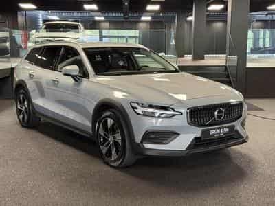 Volvo V60 Plus Bright B4 AWD (2024) - Photo 1