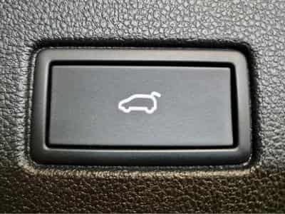 VW Touran 2.0 TDI 150 DSG 3X R-LINE 7 SITZE LED NAVI (2023) - Photo 13