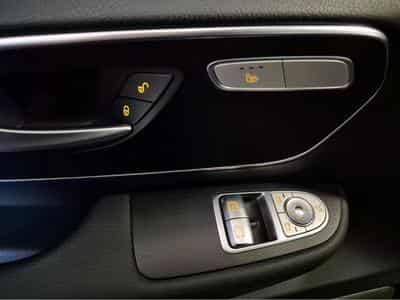 Mercedes V 250 D AMG LINE 7 SITZE CUIR NAVI 1 HAND (2019) - Photo 15