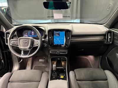 Volvo XC40 B3 163cv BVA (2023) - Foto 14