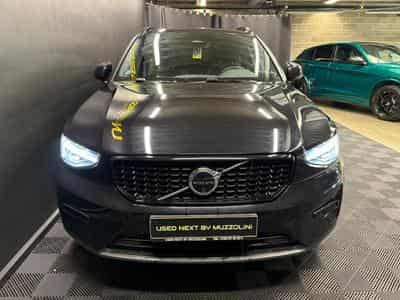 Volvo XC40 B3 163cv BVA (2023) - Foto 2