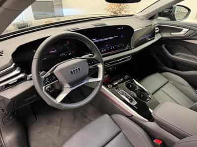 Audi A5 Avant S line TFSI quattro 204 CV / 150 kW S tronic (2026) - Photo 4