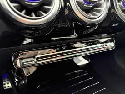 Mercedes A 200 163CV AMG LINE (2025) - Photo 7