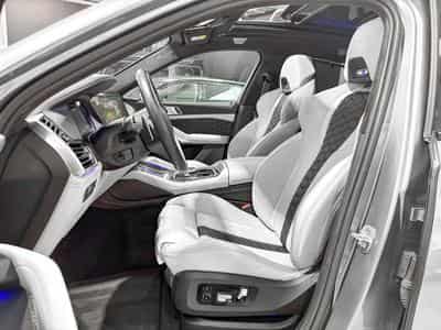 BMW X6M Competition,/Pano/HUD//Soft/CARBONE/360° ACC+ AHK/ Laser Sit (2022) - Photo 11