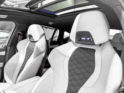 BMW X6M Competition,/Pano/HUD//Soft/CARBONE/360° ACC+ AHK/ Laser Sit (2022) - Photo 13