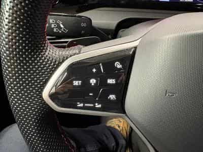 VW Golf VIII GTI Clubsport Pack Performance (2023) - Photo 12