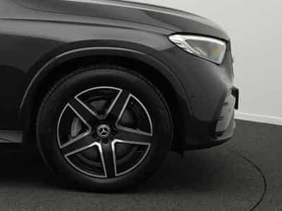Mercedes GLC 300 d 4MATIC LED+Kamera+AHK+Night+Memo (2025) - Photo 6