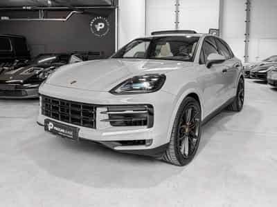 Porsche Cayenne S 4.0 441/ BI-COLOR/ CARBON/ (2023) - Photo 1