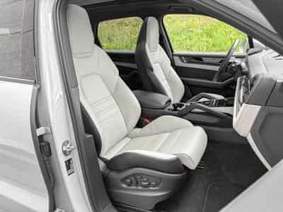 Porsche Cayenne S 4.0 441/ BI-COLOR/ CARBON/ (2023) - Foto 11