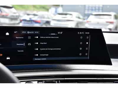 Peugeot 5008 Hybrid 145 Allure e-DCS ACC SG CHFF CAM360 NEUF (2026) - Photo 13