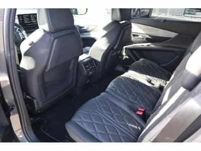 Peugeot 5008 GT EAT8 (2023) - Photo 11