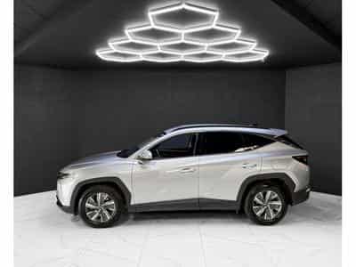 Hyundai Tucson IX35 T-GDi 48V Feel WARRANTY 2028 (2023) - Foto 2