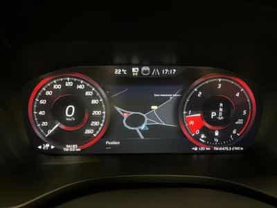 Volvo XC60 R-Design (2021) - Photo 12