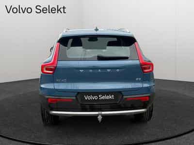 Volvo XC40 B3 Plus Bright Mild Hybrid (2022) - Photo 4