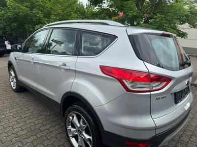 Ford Kuga FORD KUGA TITANIUM 4X4 BII XENON LEDER AUTOMATIK LANE NAVI K (2015) - Photo 9