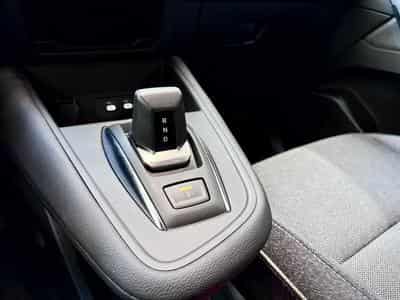 Renault Captur 1.3 TCE 160 CV TECHNO **Caméra** Sièges Chauff.** ACC ** (2025) - Photo 11
