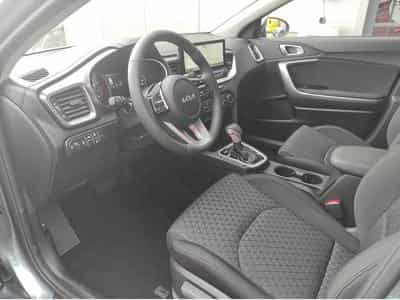 Kia Ceed (2022) - Photo 8