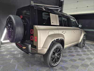 Land-Rover Defender V8 4.4 P635 110 OCTA Petra Copper SHZ LEDER KAMERA*PANO*MERI (2025) - Photo 11